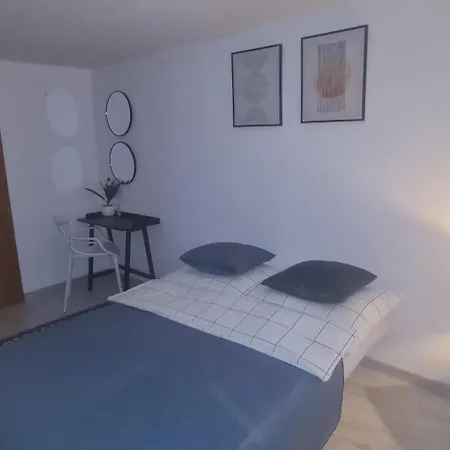 W Domku Apartament *